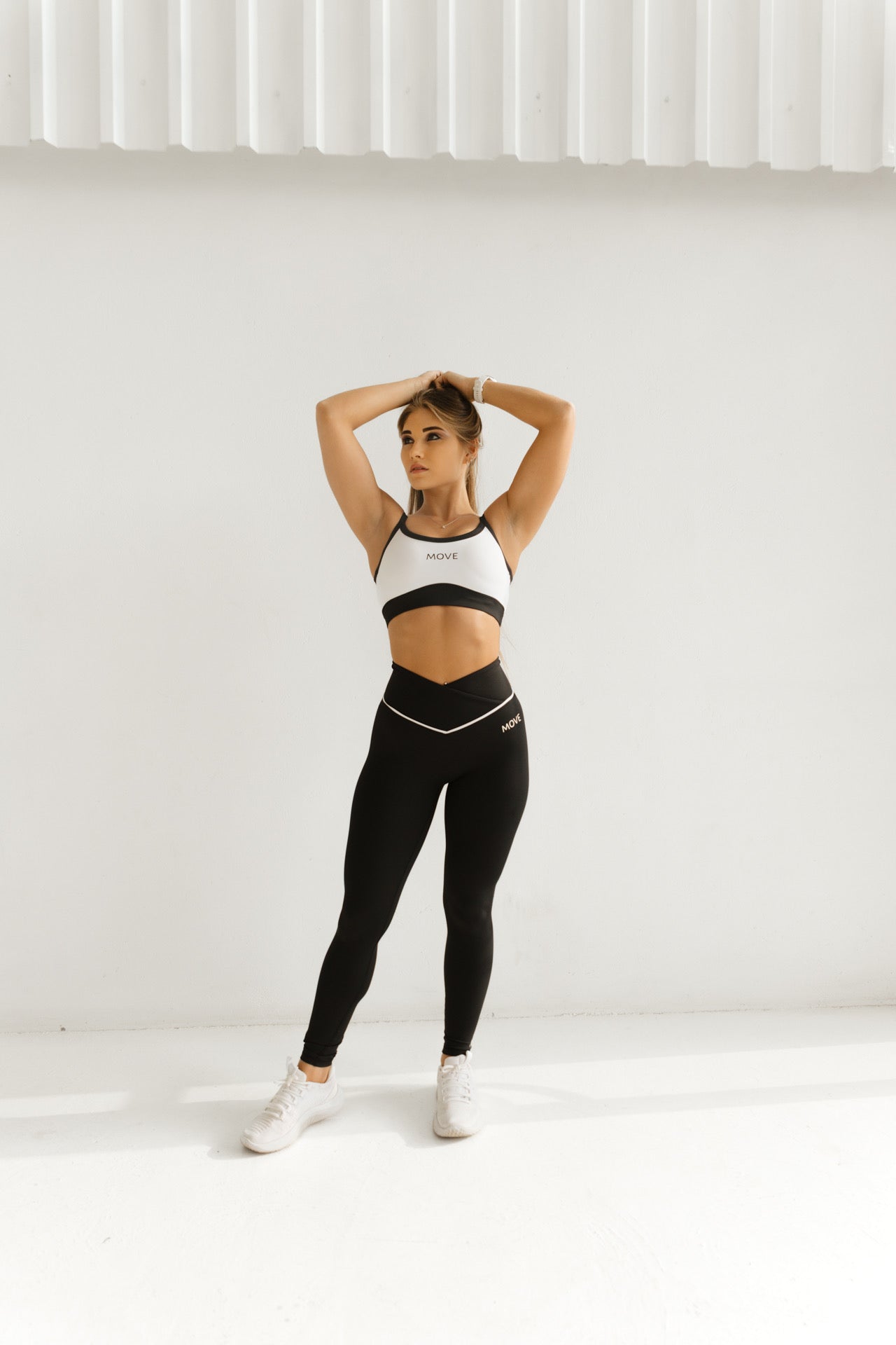 V-Waist Sculpt Leggings