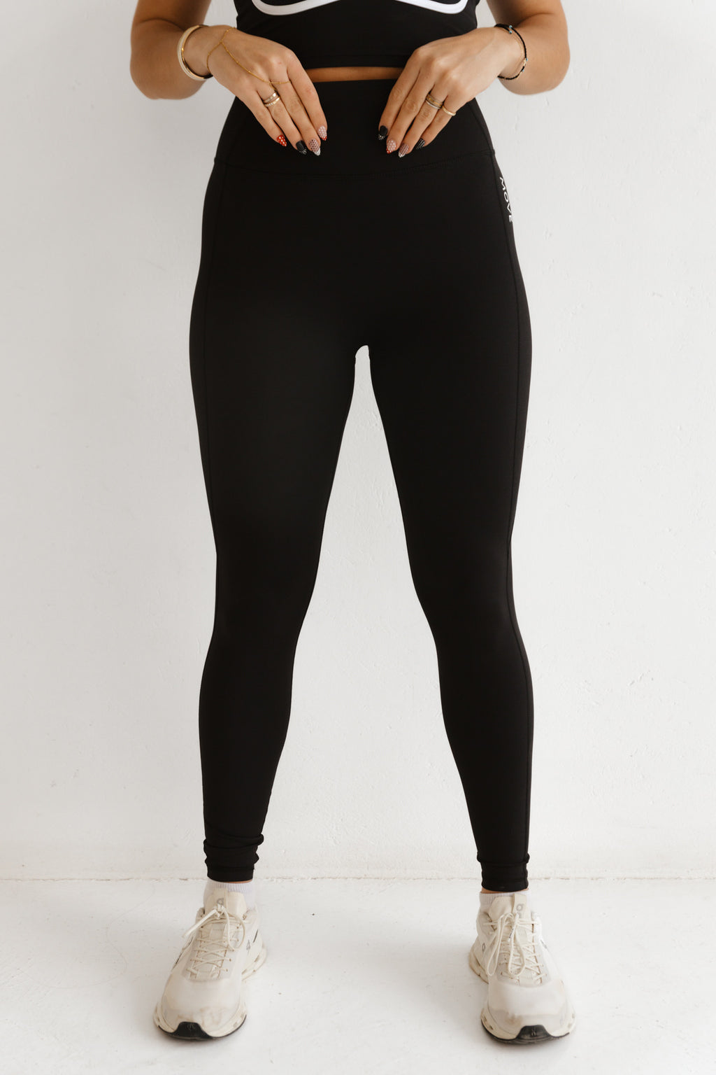 Black Essential Leggings