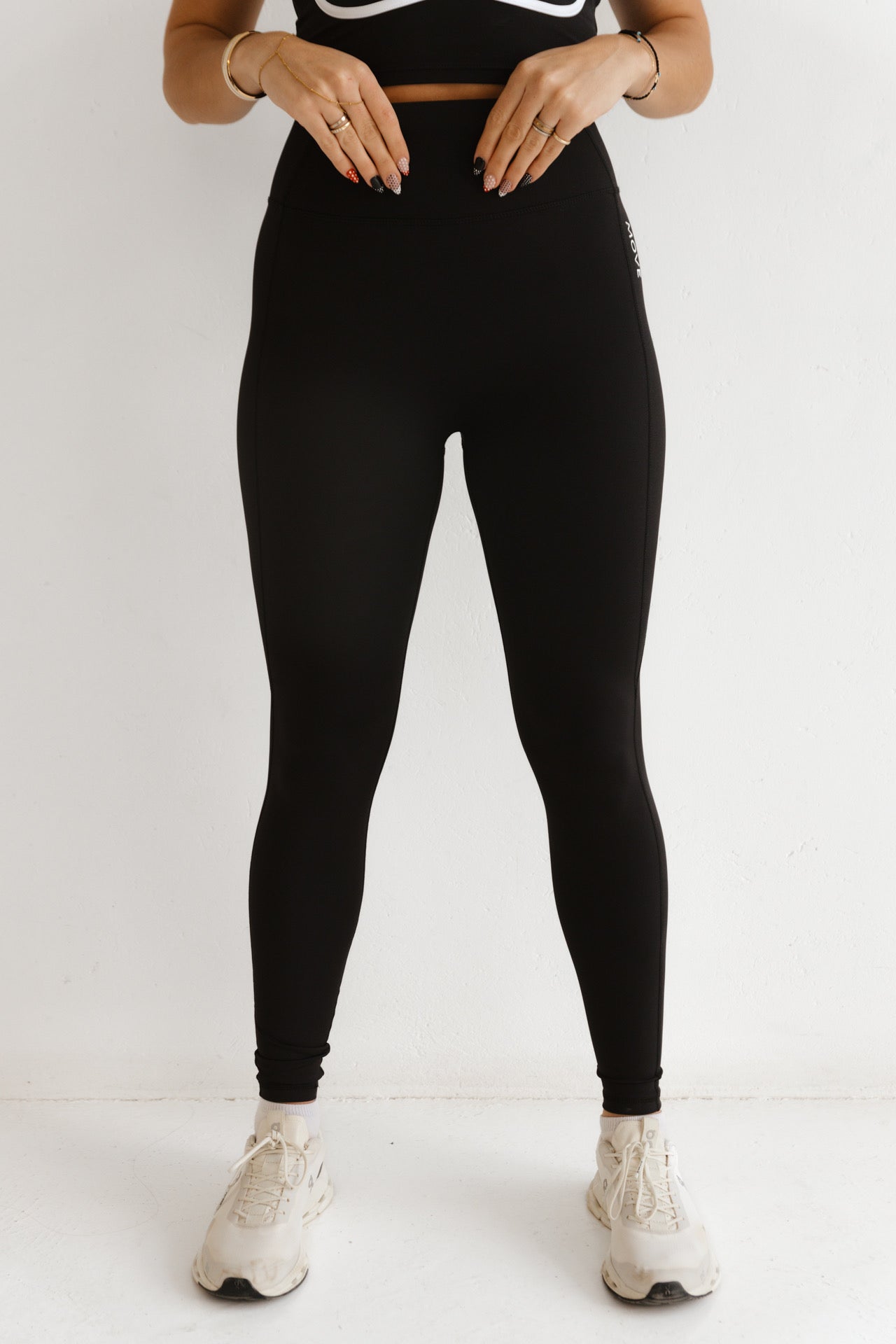 Black Essential Leggings
