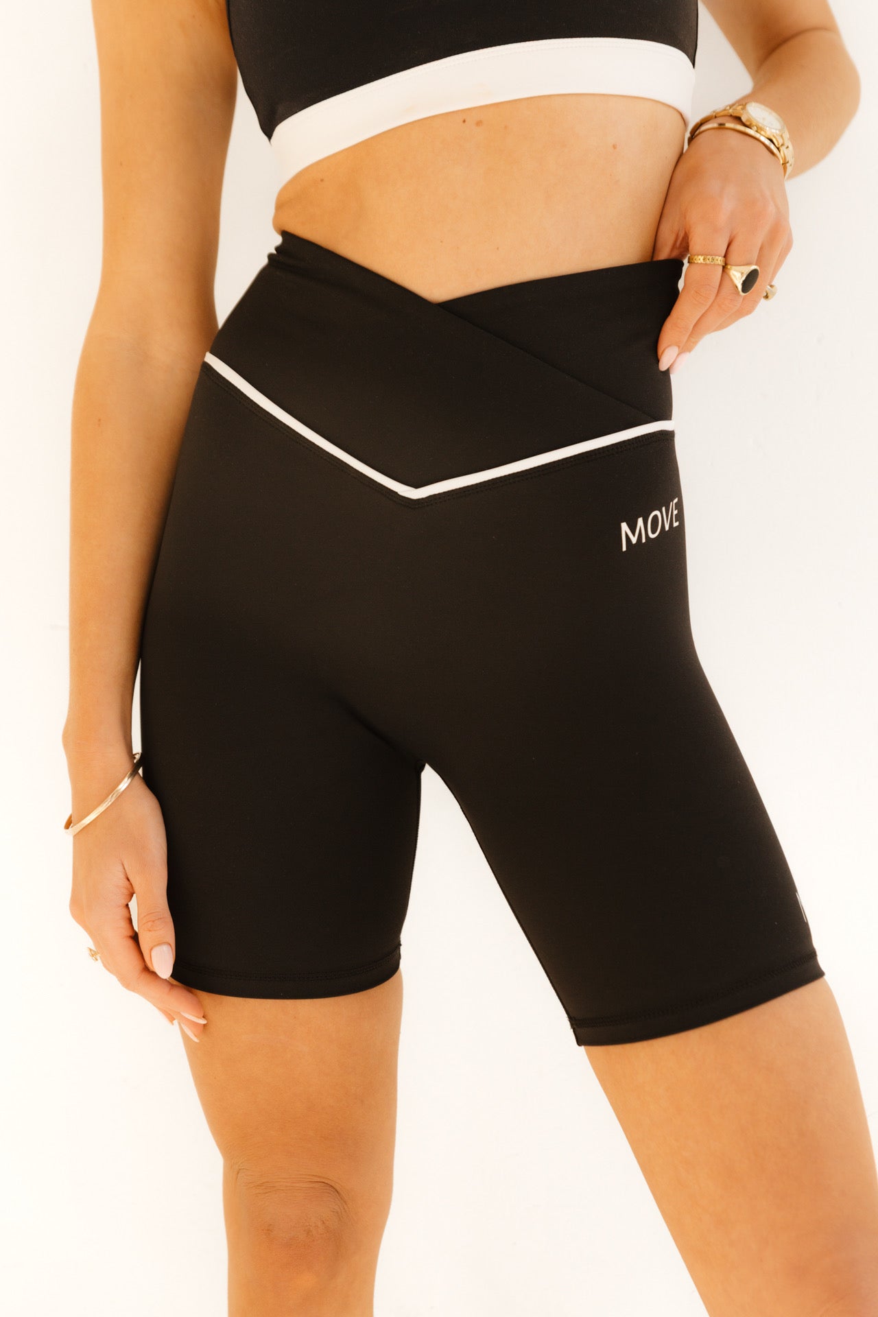 V-Waist Sculpt Shorts